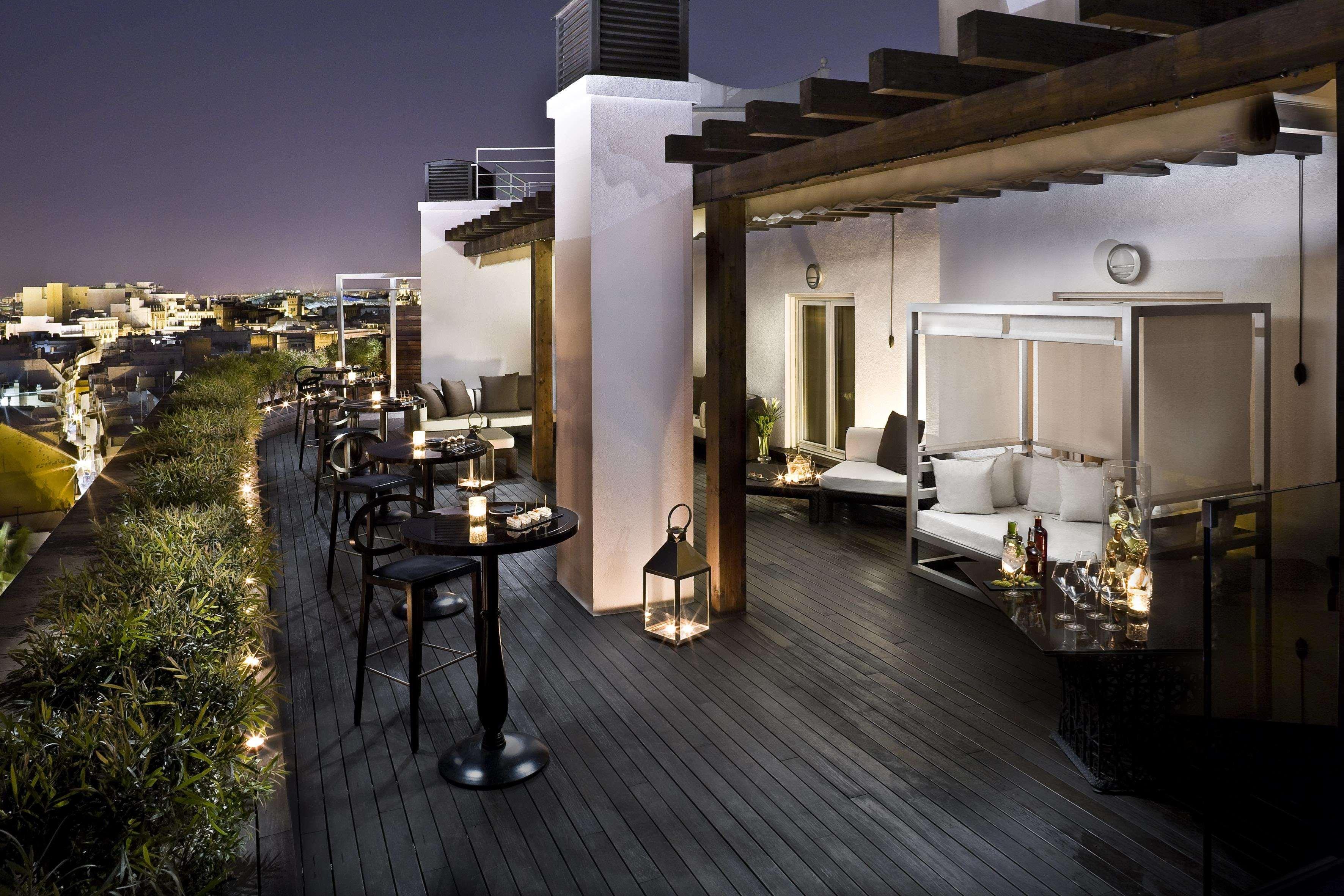 Hotel Colón Gran Meliá - The Leading Hotels of the World Siviglia Esterno foto The Sky Bar
