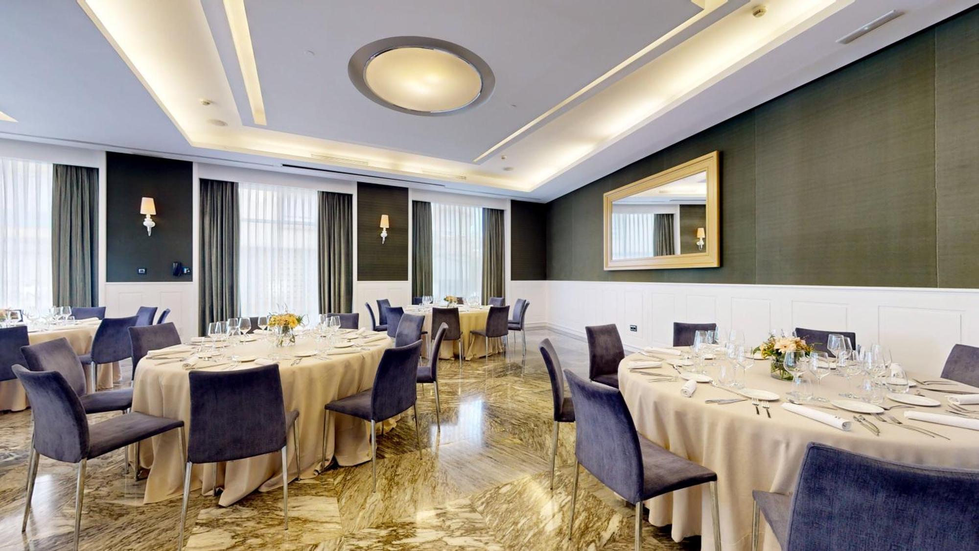 Hotel Colón Gran Meliá - The Leading Hotels of the World Siviglia Esterno foto The ballroom