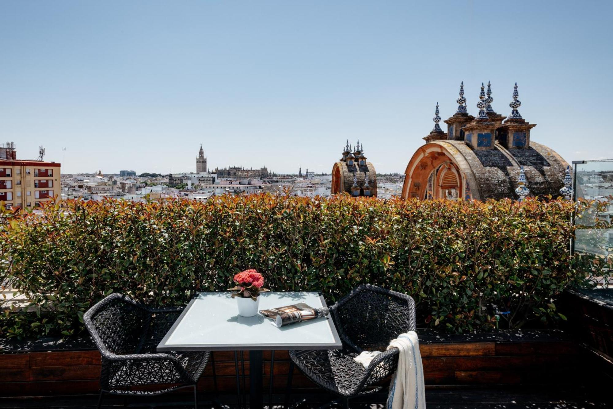 Hotel Colón Gran Meliá - The Leading Hotels of the World Siviglia Esterno foto